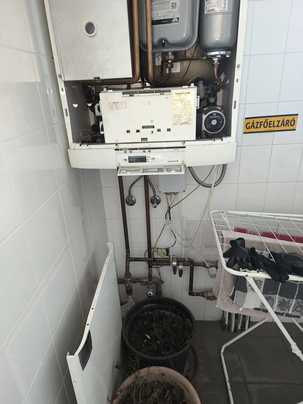 Viessmann kazáncsere szerelés közben