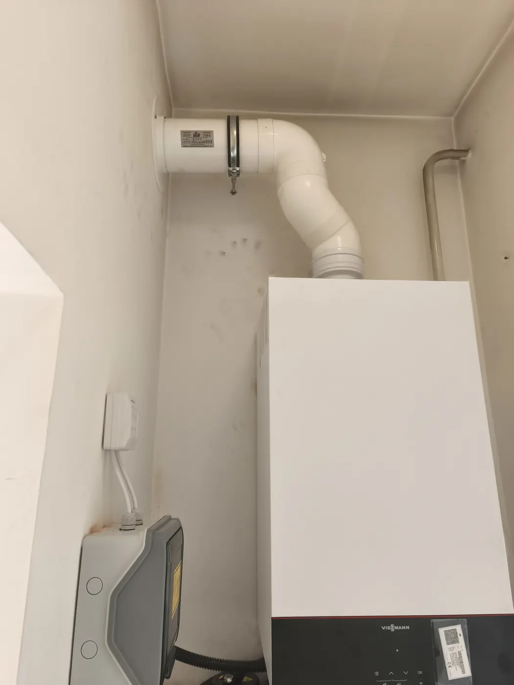 Viessmann álló kazán kéménybekötéssel