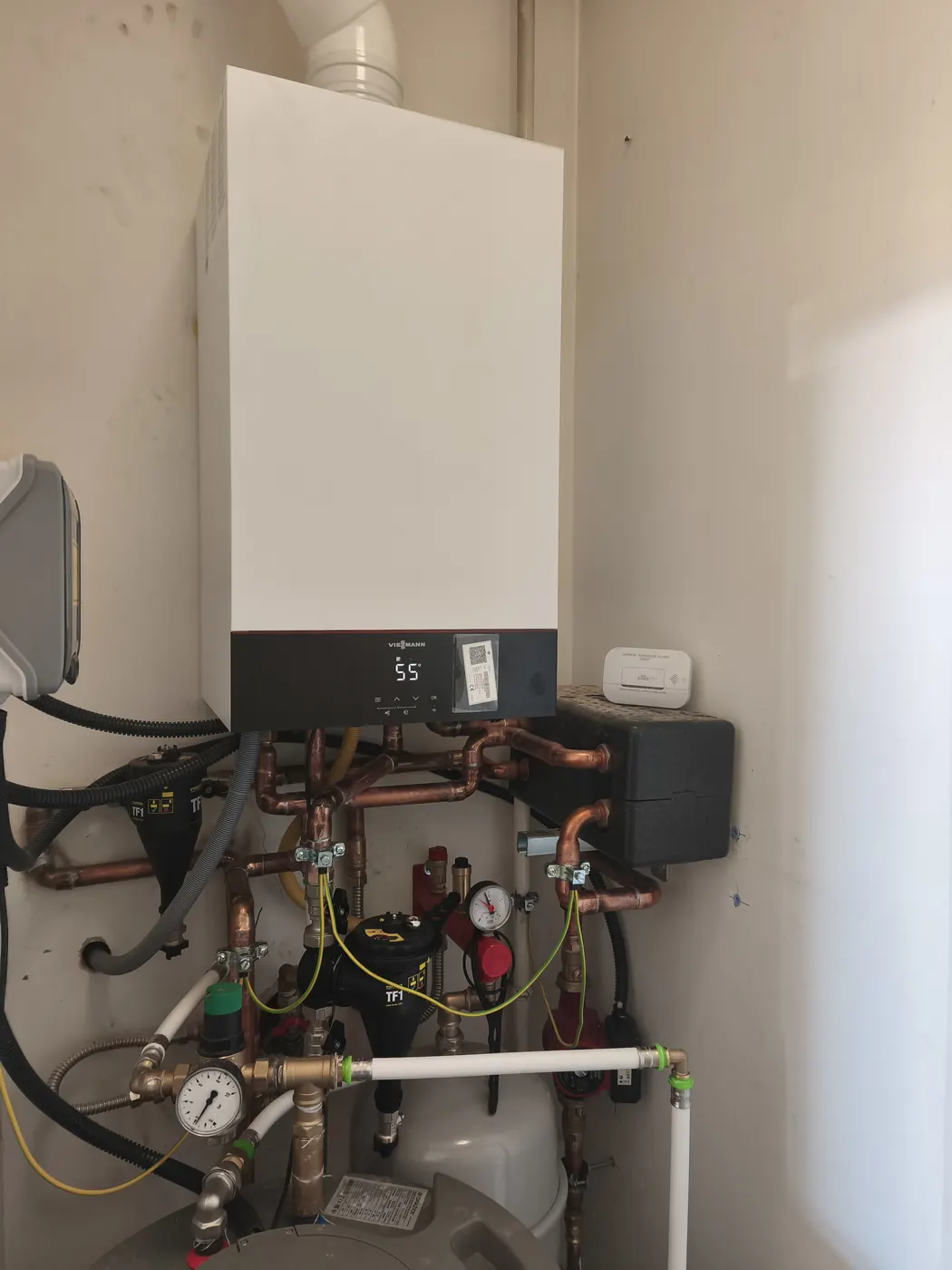 Viessmann kondenzációs kazáncsere osztó-gyűjtővel